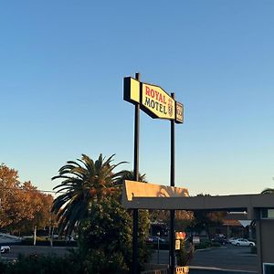 Royal Motel טרייסי Exterior photo