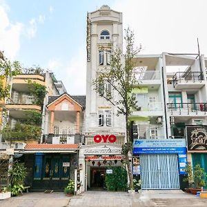 הו צ'י מין סיטי Thanh Tuyen Hotel - 27 Duong So 17, Q. Binh Tan - By Bay Luxury Exterior photo