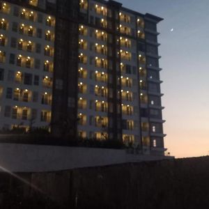 Mandai Apartemen Skylounge Makassar Exterior photo