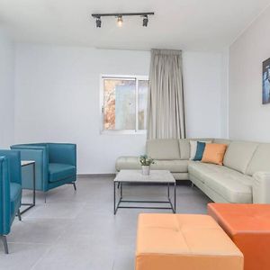 דבאייה Vibe 305, Modern 2Bedroom Apartment In Awkar Exterior photo