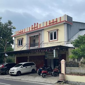 מלון Parepare Oyo 93412 Kost Irma Syariah Exterior photo