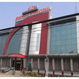 Hotel Manoj International, קאנפור Exterior photo