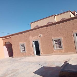 הוילה Kelaat-M'Gouna Gite D'Etape Taourirte Exterior photo