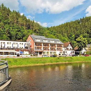 Ziegenrück Hotel Am Schlossberg Exterior photo