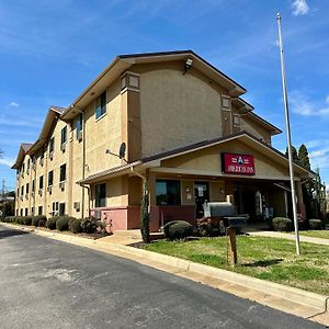 American Inn-אלכסנדר סיטי Exterior photo