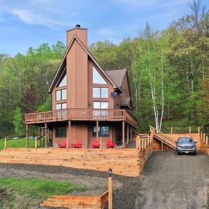 Great Valley The Ridge Chalet In Ellicottville Hot Tub & Sauna Exterior photo