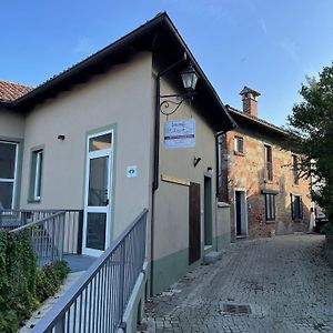 Camagna Monferrato Locanda Della Rocca Di Camagna Exterior photo