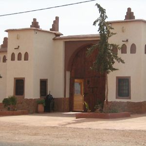 לינה וארוחת בוקר Ait Youl Riad Ecobio Exterior photo