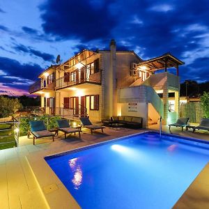 הוילה מרינה Family Friendly House With A Swimming Pool Vrsine, Trogir - 22668 Exterior photo