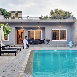 אודייפור Elivaas Radhyam Luxe 2Bhk Villa With Pvt Pool Exterior photo