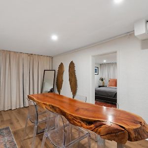 Camas Newly Remodeled Bight & Cozy Basement Apartment Exterior photo