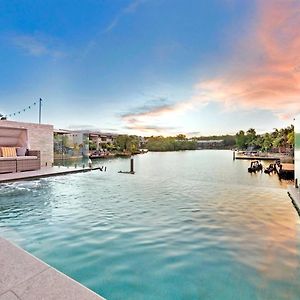 הוילה 'Infinity'S Edge' Darwin Luxury Waterfront Oasis Exterior photo