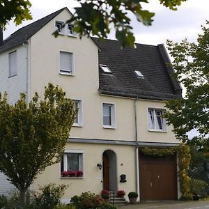 Starkenburg Holiday Apartment Haus-Stumm Exterior photo