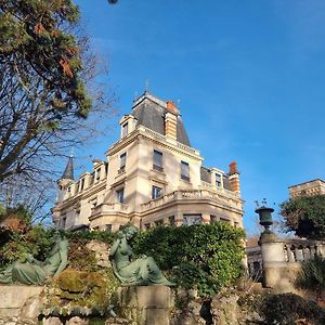 Irigny Hotel-Musee Villa Bagatelle Exterior photo