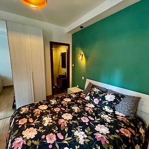 Mqabba Airport Accommodation Deluxe Bedroom And Private Bathroom Near Airport Self Check In And Self Check Out Exterior photo