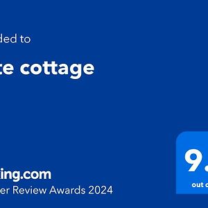 ייטלי Cute Cottage 2024 Traveller Award Exterior photo