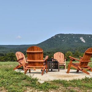 הוילה Holly Tree Retreat Located In Beautiful Luray, Va. Exterior photo