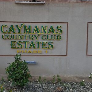 Ellis Caymanas Finest Accommodation Caymanas House # 16 Exterior photo