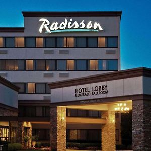 Radisson Hotel פריהולד Exterior photo