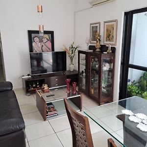 דירות טרזינה Apartamento Encantador Na Zona Leste Exterior photo