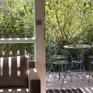 Ougney-Douvot Appartement Avec Terrasse En Pleine Nature Exterior photo