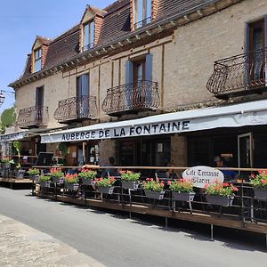 מלון אוטואר Auberge De La Fontaine Exterior photo