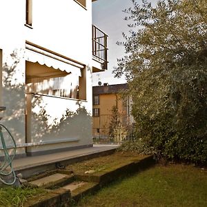 רומאנו די לומברדיה Apartment With Garden Exterior photo