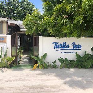 Turtle Inn דהרבנדהו Exterior photo