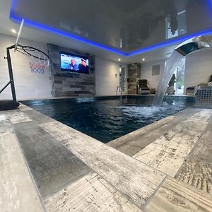 הוילה Peover Superior Jaw Dropping House With Private Indoor Pool And Hot Tub Exterior photo