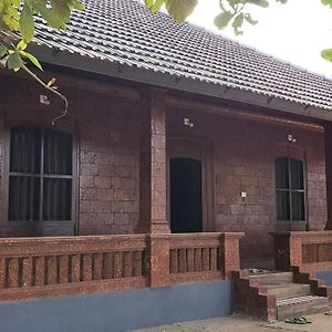 Kuttyadi Traditional Kerala Heritage Villa Exterior photo