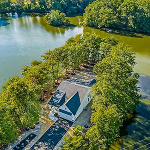 הוילה סיפורד The Waterside Gaming Retreat Exterior photo