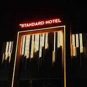 New Standard Hotel , גורקפור Exterior photo