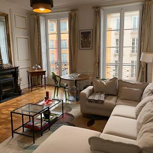 ורסאי Appartement Idealement Place Confortable Et Cosy A 800 M Du Chateau Exterior photo