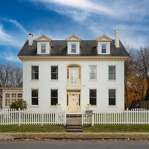 סוגרטיס Elliot By Avantstay Historic Character Home In Great Location Exterior photo