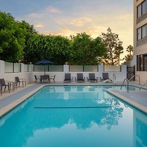 מלון Courtyard By Marriott Cypress Anaheim / Orange County Exterior photo
