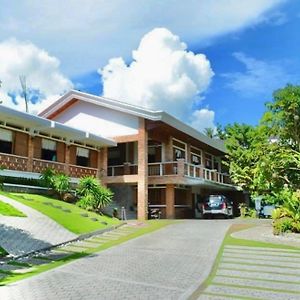 Daraga  Casa Lorenzo Powered By Cocotel Exterior photo