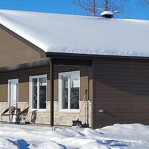 Larouche Les Chalets Baie Cascouia, Nature & Experience Exterior photo