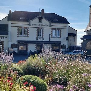 Guer Hotel Le Bellevue Exterior photo