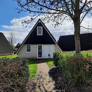 Gramsbergen De Vecht, 124 - Centraal Gelegen Aan Vijver Exterior photo