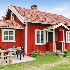 Hindås Lovely Home In Hrryda With Kitchen Exterior photo