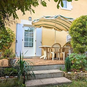 הוילה Saint-Genis-d'Hiersac Gite Au Bord De La Charente Avec Jardin Privatif, Wifi Fibre, Velos Et Equipements Familiaux - Fr-1-653-162 Exterior photo