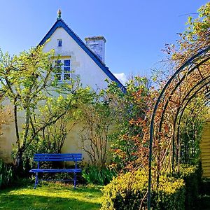 Le Manoir  Charmant Logement Dans Un Ecrin De Verdure Exterior photo