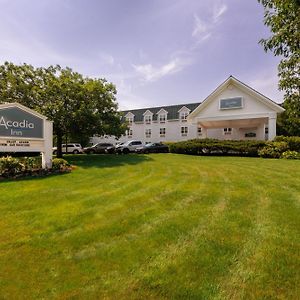 בר הרבור Acadia Inn Exterior photo