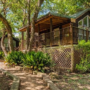 הוילה פרדריקסברג Pecan Cabin Exterior photo