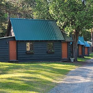 סרנק לייק Moreno'S Adirondack Cabins Exterior photo