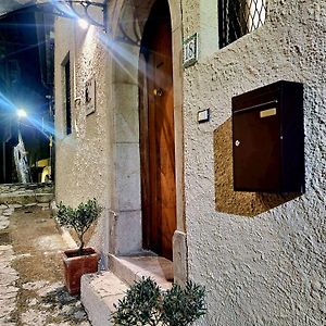 הוילה Calitri Casa Vacanze Donna Erminia Exterior photo