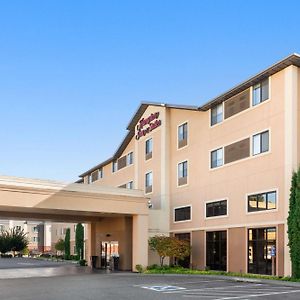 Hampton Inn & Suites ברלינגטון Exterior photo