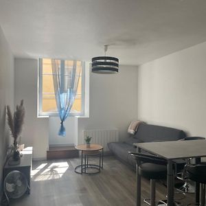 לונס-לה-סונייה Appartement Calme Au Coeur De La Ville Exterior photo