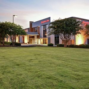 Hampton Inn אוברן Exterior photo