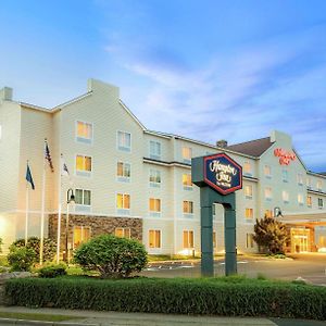 Hampton Inn נשואה Exterior photo